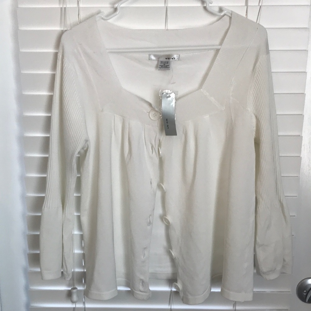 NWT WD.NY White Sweater Size M. 🛍
